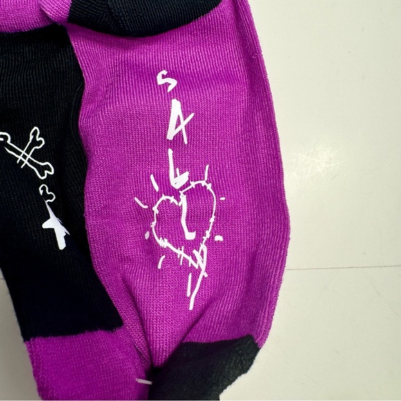 NWT. Disney Socks for Adults - Jack Skellington and Sally Black & purple sz 6-12 - Picture 9 of 13